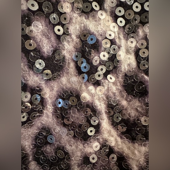 Sequin snow leopard pullover cardigan/sweatshirt - Picture 4 of 4